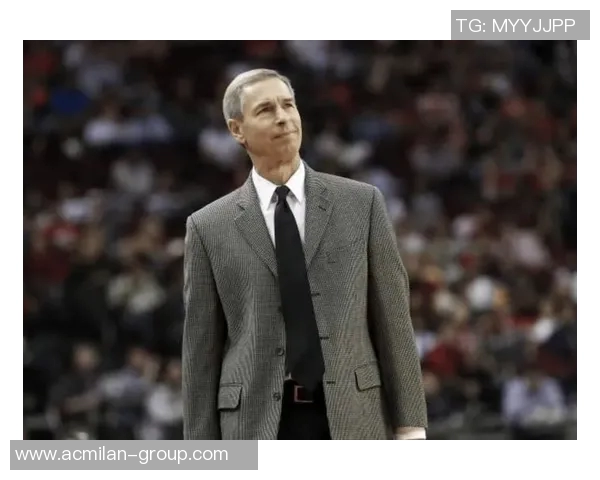 斯玛特称赞文班如同小孩般站在他身边期待他未来更大成就 斯玛特称赞文班如同小孩般站在他身边期待他未来更大成就