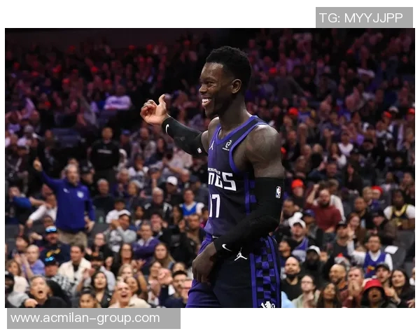 小萨德罗赞笑容满面拉文施罗德神情严肃国王新赛季定妆照震撼发布